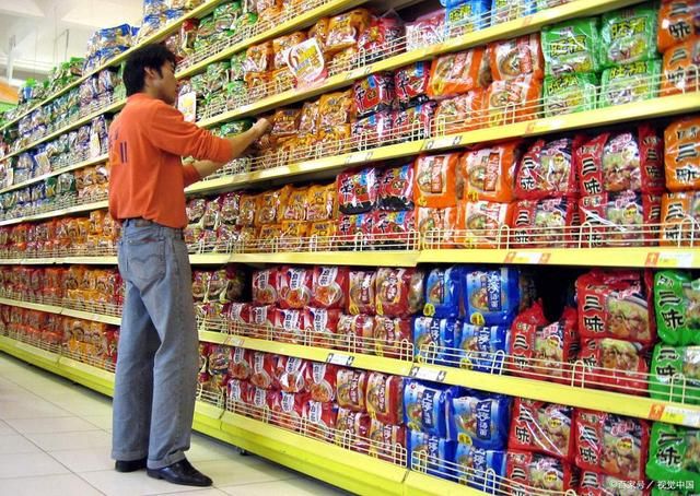 方便食品進(jìn)入熱銷(xiāo)時(shí)期，供不應(yīng)求狀況持續(xù)